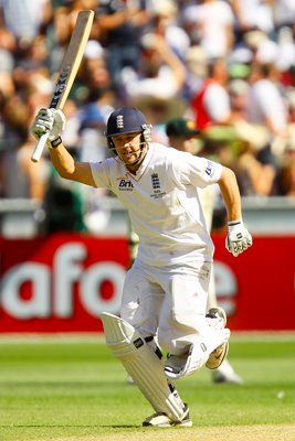 Jonathan Trott celebrates MCG 100 - 2010 Ashes