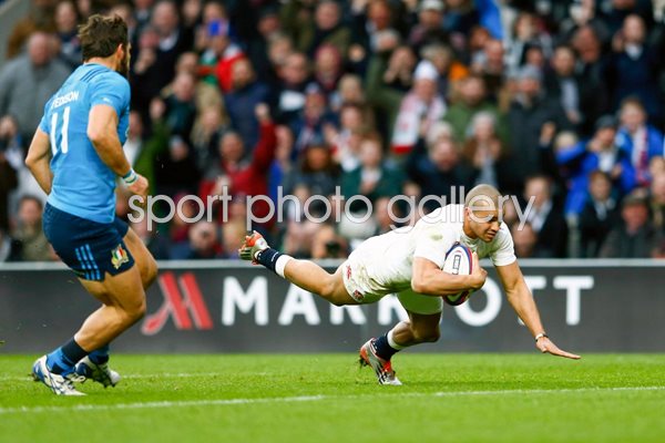 Jonathan Joseph England v Italy Twickenham 2015 