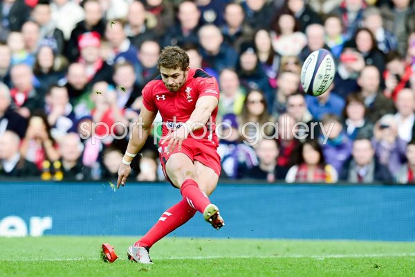 Leigh Halfpenny Wales v Scotland Murrayfield 2015